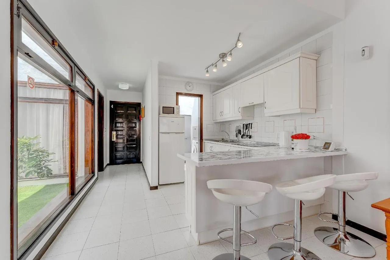אדחה Apartment With Garden In Island Village 0*,  ספרד
