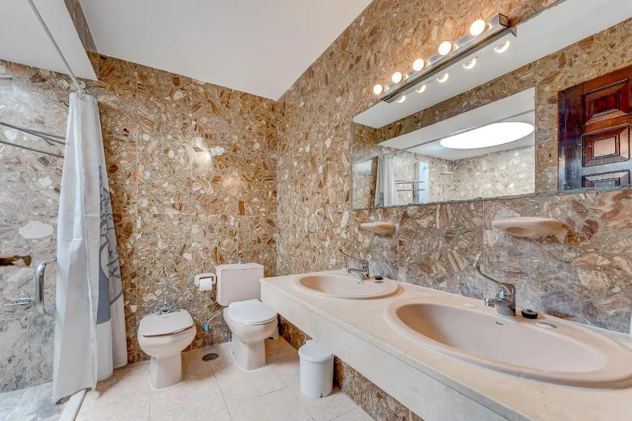 אדחה Apartment With Garden In Island Village ספרד