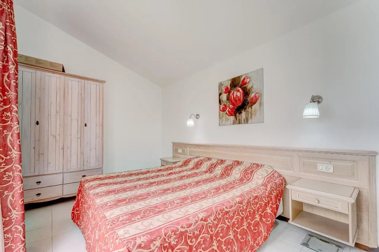אדחה Apartment With Garden In Island Village
