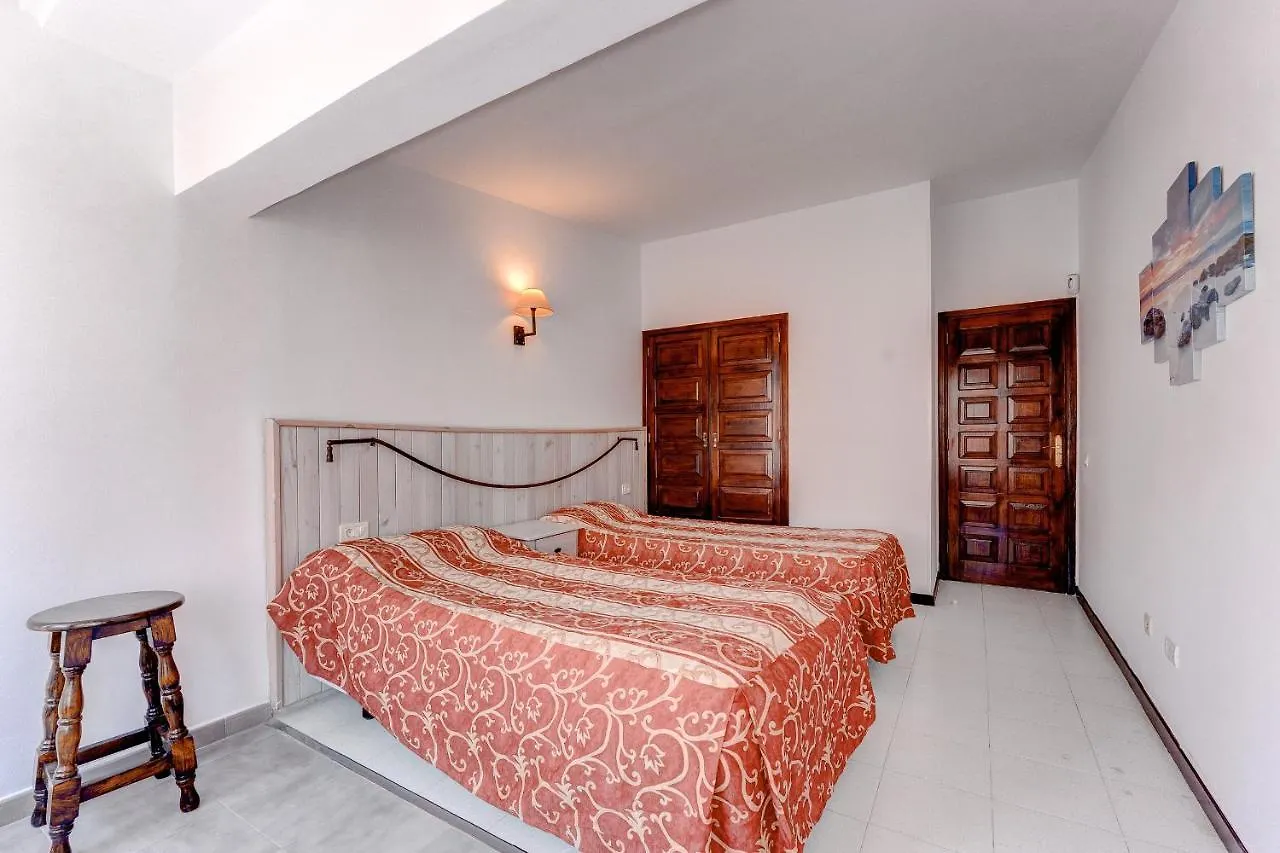 אדחה Apartment With Garden In Island Village ספרד