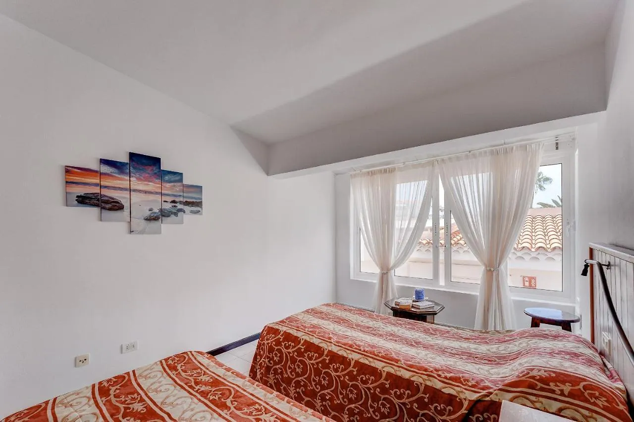Apartment With Garden In Island Village Costa Adeje  Espanha