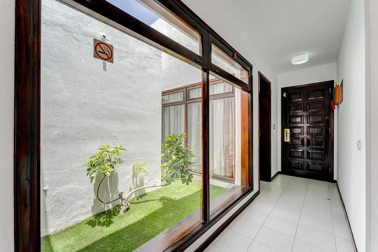 אדחה Apartment With Garden In Island Village